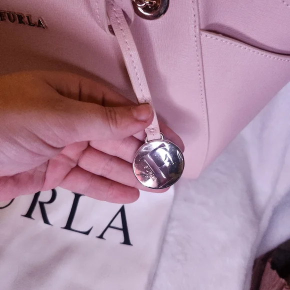 Furla Julia Winter Rose Medium Leather Tote Bag Handbag With Dust Bag - Picture 2 of 9